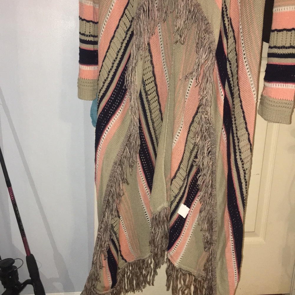 Cardigan - Picture 2 of 3